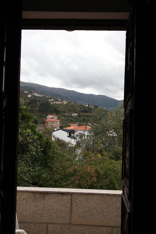 מלון São Martinho de Mouros Casa Cardoso חדר תמונה